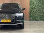 Volvo XC60 T6 AWD Recharge Plus Brigth | MY26 Facelift | Trekhaak | 360° Camera | Harman Kardon | Adaptieve Cruise Control | Stoelverwarming voor+achter | Stuurwielverwarming | Pilot Assist | BLIS Dode Hoek Detectie | Elektrische voorstoelen geheugen | Nordico Quilted bekleding | Zitting verlenging voorstoelen | Google Infotainment | 19 Inch | Keyless Drive | Parkeersensoren voor+achter | Privacy Glass | Elektrisch bedienbare achterklep | DAB Radio | Apple Carplay/Android Auto | Draadloos telefoon opladen | Volvo On Call met mobiele App functie | Onyx Black Metallic |