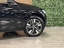 Volvo XC60 T6 AWD Recharge Plus Brigth | MY26 Facelift | Trekhaak | 360° Camera | Harman Kardon | Adaptieve Cruise Control | Stoelverwarming voor+achter | Stuurwielverwarming | Pilot Assist | BLIS Dode Hoek Detectie | Elektrische voorstoelen geheugen | Nordico Quilted bekleding | Zitting verlenging voorstoelen | Google Infotainment | 19 Inch | Keyless Drive | Parkeersensoren voor+achter | Privacy Glass | Elektrisch bedienbare achterklep | DAB Radio | Apple Carplay/Android Auto | Draadloos telefoon opladen | Volvo On Call met mobiele App functie | Onyx Black Metallic |