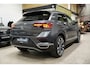 Volkswagen T-Roc 2.0 TSI 190PK 4Motion Sport DSG * Pano - Virtual - 19" - Beats - Leder - ACC - Blind Spot *