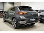 Volkswagen T-Roc 2.0 TSI 190PK 4Motion Sport DSG * Pano - Virtual - 19" - Beats - Leder - ACC - Blind Spot *