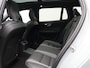 Volvo V60 2.0 T8 Plug-in hybrid AWD Plus Dark / Panoramadak / Head-Up Display / 360 Camera / Sportstoelen / Adaptive Cruise / Stoel+Stuurverwarming /