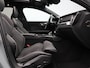 Volvo V60 2.0 T8 Plug-in hybrid AWD Plus Dark / Panoramadak / Head-Up Display / 360 Camera / Sportstoelen / Adaptive Cruise / Stoel+Stuurverwarming /