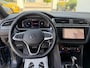 Volkswagen Tiguan 1.5 TSI Elegance Automaat/ 360 Camera/ Navi/ Leder/ Memory/ Sfeerverlichting/ ECC/ Stuur+ Stoelverwarming