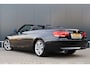 BMW 3-Serie Cabrio 325i High Executive | Automaat | NL Auto | Stoelverwarming | Leer | Xenon | Navigatie