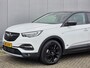 Opel Grandland X 225pk Hybrid Business Executive Automaat | Parkeercamera | Navigatie | Stoelverwarming