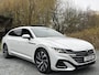 Volkswagen Arteon Shooting Brake eHYBRID 218PK DSG R-LINE BUSINESS+ TREKHAAK/360CAMERA/PANORAMADAK