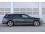 Volkswagen Passat Variant 2.0 TDI 150pk DSG R-Line Business + | Trekhaak | Navigatie | Achteruitrijcamera | Stoelverwarming