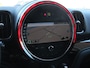 MINI Countryman Mini Experience 1.5 Cooper Climate control Stoelverwarming Stuurverwarming Navigatie Achteruitrijcamera Parkeersensoren achter Cruise control LED