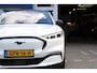 Ford Mustang Mach-E Extended Premium AWD 98 kWh | VOL! | SOH 98,5%! | PANODAK | LEDER | 360° CAMERA | ELEKTR. STOEL + MEMORY | WINTERRPACK | B&O | PRACHTIGE STAAT!