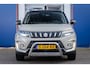 Suzuki Vitara 1.5 Hybrid Style | Trekhaak | Elec panodak | Two-tone | Cruise adaptief | Camera | Navigatie | Voorstoelen verwarmd | Achteruitrijcamera | Cruise control adaptief | Electronic climate controle