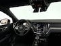 Volvo V60 T8 Twin Engine AWD Inscription | Panoramadak | 360° camera | Head-up Display |Stoelverwarming | Harman Kardon | Trekhaak