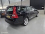 Volvo V70 2.0 Kinetic/Cruise/Clima/Rijklaar/Nap!