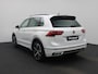 Volkswagen Tiguan 1.4 TSI eHybrid R-Line | 245 PK | SoH 83% | Automaat | Trekhaak | Panoramadak | 360 Camera | Stoelverwarming | Head-Up Display | Matrix LED | Stuurverwarming | Navigatie Pro | Digitale Cockpit Pro |