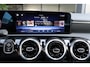 Mercedes-Benz A-klasse 180 Business Line|Automaat|Navi|LED|Camera|Leder|Verwarmbare stoelen|Donkere hemel|17inch.