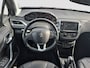 Peugeot 2008 1.2 PureTech Allure Panoramadak | Trekhaak | Parkeersensoren | Climate control |