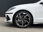 Hyundai Ioniq 6 Lounge 77.4 kWh / SOH 100% / Origineel NL Auto / 02-2030 Fabrieksgarantie / Stoel-, Stuur en Achterbankverwarming / Elektrische Stoelen / Stoelgeheugen / 360 Camera / Warmtepomp / Dodehoek Camera / HUD Display / Full Option /