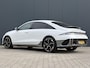 Hyundai Ioniq 6 Lounge 77.4 kWh / SOH 100% / Origineel NL Auto / 02-2030 Fabrieksgarantie / Stoel-, Stuur en Achterbankverwarming / Elektrische Stoelen / Stoelgeheugen / 360 Camera / Warmtepomp / Dodehoek Camera / HUD Display / Full Option /
