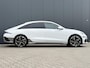 Hyundai Ioniq 6 Lounge 77.4 kWh / SOH 100% / Origineel NL Auto / 02-2030 Fabrieksgarantie / Stoel-, Stuur en Achterbankverwarming / Elektrische Stoelen / Stoelgeheugen / 360 Camera / Warmtepomp / Dodehoek Camera / HUD Display / Full Option /
