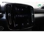 Volvo XC40 1.5 T4 Plug-in hybrid Core Bright | Achteruitrijcamera | Parkeersensoren voor & achter | Cruise control | Apple Carplay & Android Auto | Keyless entry & start | Rijstrooksensor met correctie | Verkeersbord detectie |