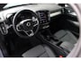 Volvo XC40 1.5 T4 Plug-in hybrid Core Bright | Achteruitrijcamera | Parkeersensoren voor & achter | Cruise control | Apple Carplay & Android Auto | Keyless entry & start | Rijstrooksensor met correctie | Verkeersbord detectie |