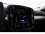 Volvo XC40 1.5 T4 Plug-in hybrid Core Bright | Achteruitrijcamera | Parkeersensoren voor & achter | Cruise control | Apple Carplay & Android Auto | Keyless entry & start | Rijstrooksensor met correctie | Verkeersbord detectie |
