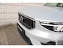 Volvo XC40 1.5 T4 Plug-in hybrid Core Bright | Achteruitrijcamera | Parkeersensoren voor & achter | Cruise control | Apple Carplay & Android Auto | Keyless entry & start | Rijstrooksensor met correctie | Verkeersbord detectie |