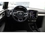 Volvo XC40 1.5 T4 Plug-in hybrid Core Bright | Achteruitrijcamera | Parkeersensoren voor & achter | Cruise control | Apple Carplay & Android Auto | Keyless entry & start | Rijstrooksensor met correctie | Verkeersbord detectie |