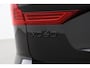 Volvo XC60 T6 Plug-in hybrid Plus Black Edition | Panoramadak | Trekhaak | 360° Camera | ACC | Stoel+Stuurverwarming