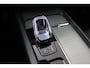 Volvo XC60 T6 Plug-in hybrid Plus Black Edition | Panoramadak | Trekhaak | 360° Camera | ACC | Stoel+Stuurverwarming