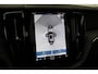 Volvo XC60 T6 Plug-in hybrid Plus Black Edition | Panoramadak | Trekhaak | 360° Camera | ACC | Stoel+Stuurverwarming