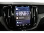 Volvo XC60 T6 Plug-in hybrid Plus Black Edition | Panoramadak | Trekhaak | 360° Camera | ACC | Stoel+Stuurverwarming