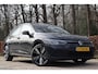Volkswagen Golf 1.0 eTSI Life Business | Stoelverwarming | Camera | Massage |