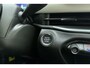 Fiat 600 600e La Prima 54 kWh | Camera | Lederen bekleding | Stoelverwarming | 18'' lichtmetalen velgen | Elektrische achterklep | LED verlichting | Keyless