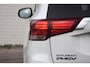Mitsubishi Outlander 2.4 PHEV Pure+ Leer / Trekhaak / Side skirts