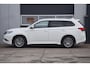 Mitsubishi Outlander 2.4 PHEV Pure+ Leer / Trekhaak / Side skirts