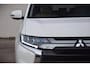 Mitsubishi Outlander 2.4 PHEV Pure+ Leer / Trekhaak / Side skirts
