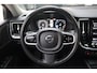Volvo V60 B3 Business Pro 163pk | Stoelverwarming | Camera | Cruise | Climate | Keyless | Virtual | Trekhaak