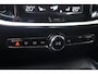 Volvo V60 B3 Business Pro 163pk | Stoelverwarming | Camera | Cruise | Climate | Keyless | Virtual | Trekhaak