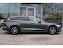Volvo V60 B3 Business Pro 163pk | Stoelverwarming | Camera | Cruise | Climate | Keyless | Virtual | Trekhaak