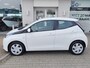 Toyota Aygo 1.0 VVT-i x-play | Navi | Achteruitrijcamera | Airco | Radio