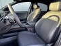Hyundai Ioniq 6 Business 77.4 kWh / Bose / 20" LM / 360 Camera / Stoelverwarming v + a / Led verlichting / Blind Spot /