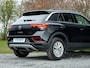 Volkswagen T-Roc 1.0 TSI Life Business // carplay // camera // winterpakket