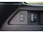 Land Rover Discovery Sport P300e 1.5 R-Dynamic HSE Pano | Leder | Elektr. trekhaak | Adap cruise | Memorystoelen | Carplay | Camera | Dodehoekassistent | Luxe audiosysteem Meridian | Draadloos laden | etc.