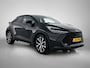 Toyota C-HR 1.8 Hybrid 140 First Edition | Stoel + Stuur + Voorruitverwarming | Blindspot | Groot Scherm | LED |