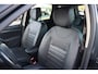 Dacia Duster 1.2 TCe 4x2 Lauréate | Airco | Navigatie | Cruise Control | Trekhaak | Parkeersensoren