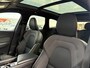 Volvo XC60 2.0 T6 Plug-in Hybrid AWD Plus Dark | PHEV | Long Range | Panoramadak | Sportstoelen | Verwarmde Voorruit | LED Koplampen Adaptief | Harman Kardon Audio | Navigatie | Keyless Entry | Elektrische Verstelbare Voorstoelen