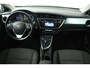 Toyota Auris 1.8 Hybrid Aspiration (ACHTERUITRIJCAMERA, NAVIGATIE, AUTOMAAT)