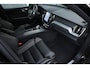 Volvo XC60 2.0 T8 Plug-in hybrid AWD Plus Dark Pano H&K Elec.trekhaak Memory