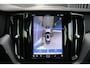 Volvo XC60 2.0 T8 Plug-in hybrid AWD Plus Dark Pano H&K Elec.trekhaak Memory