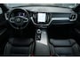 Volvo XC60 2.0 T8 Plug-in hybrid AWD Plus Dark Pano H&K Elec.trekhaak Memory